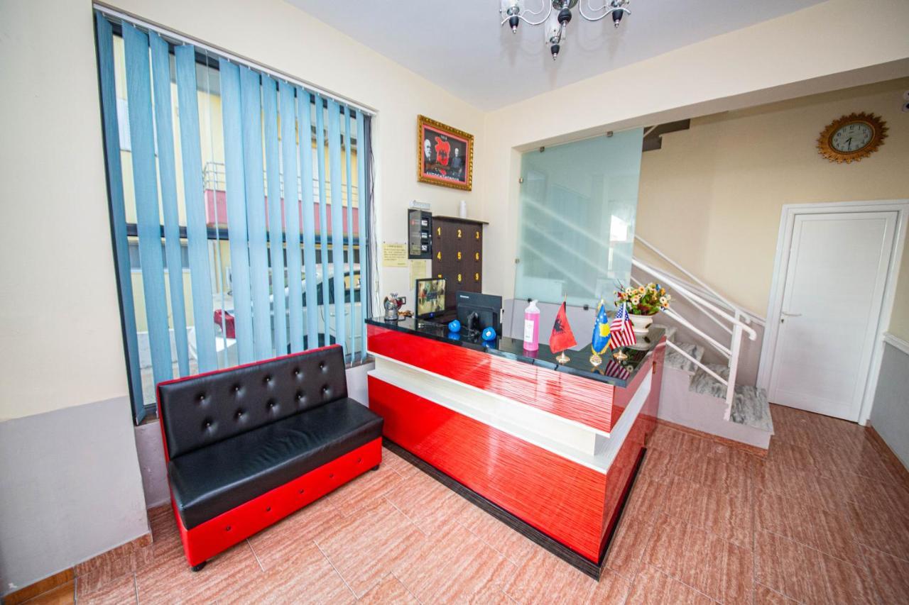 סרנדה Hotel Primavera מראה חיצוני תמונה